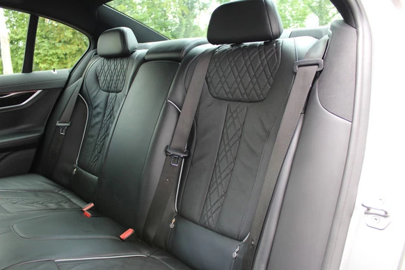 BMW 7 Serie - Afbeelding 28 van 30