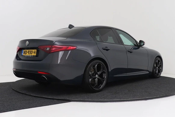 Alfa Romeo Giulia - Afbeelding 2 van 30