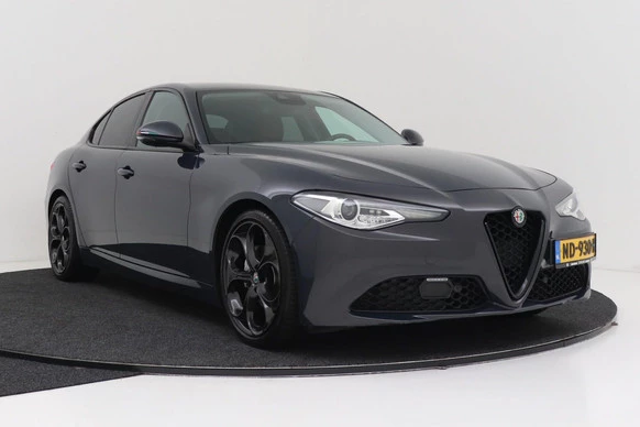 Alfa Romeo Giulia - Afbeelding 12 van 30