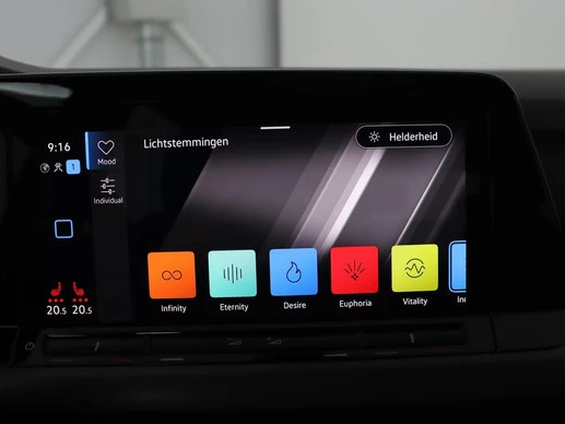 Volkswagen Golf - Afbeelding 25 van 30