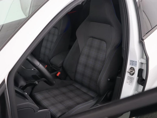 Volkswagen Golf - Afbeelding 7 van 30