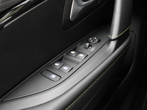 Peugeot 208 - Afbeelding 24 van 30