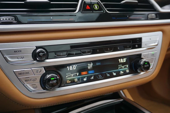 BMW 7 Serie - Afbeelding 10 van 30