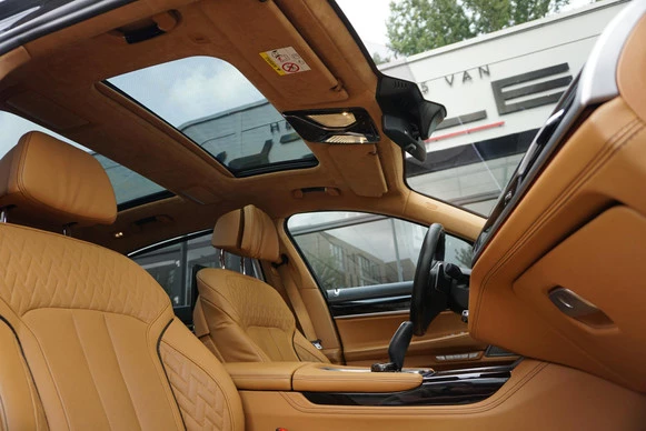 BMW 7 Serie - Afbeelding 14 van 30