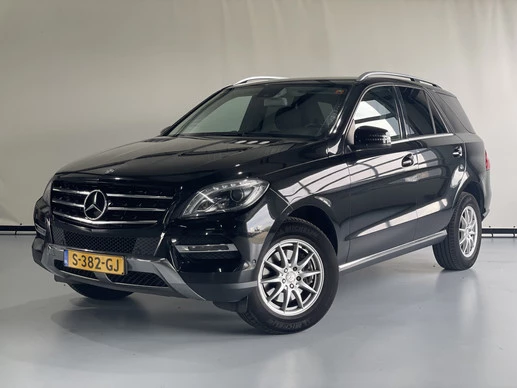 Mercedes-Benz M-Klasse - Afbeelding 1 van 10