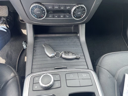 Mercedes-Benz M-Klasse - Afbeelding 9 van 10