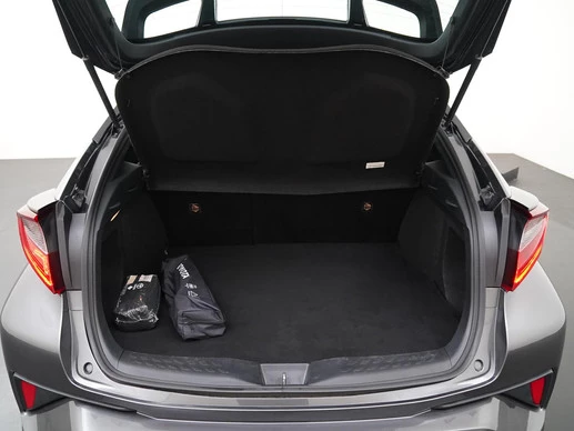 Toyota C-HR - Afbeelding 25 van 30
