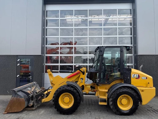 Caterpillar  - Afbeelding 1 van 28