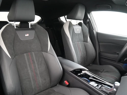 Toyota C-HR - Afbeelding 29 van 30