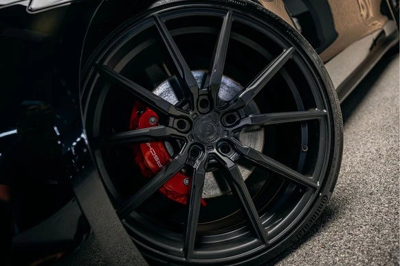 Porsche Taycan - Afbeelding 2 van 30