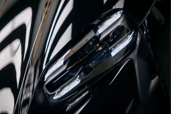 Porsche Taycan - Afbeelding 11 van 30