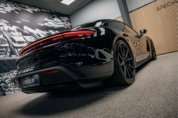 Porsche Taycan - Afbeelding 25 van 30