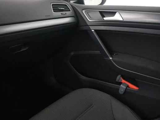 Volkswagen Golf - Afbeelding 23 van 30