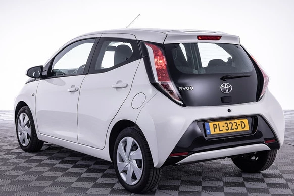 Toyota Aygo - Afbeelding 2 van 28