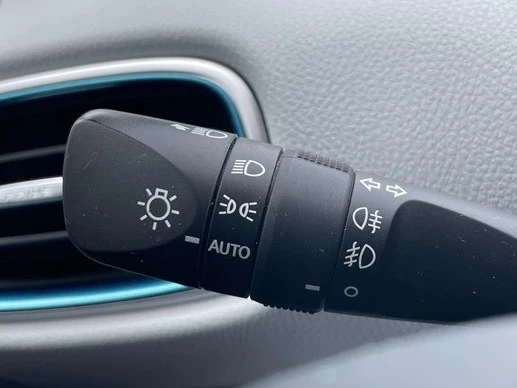 Toyota Prius - Afbeelding 13 van 30
