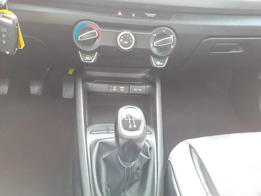 Kia Rio - Afbeelding 21 van 28