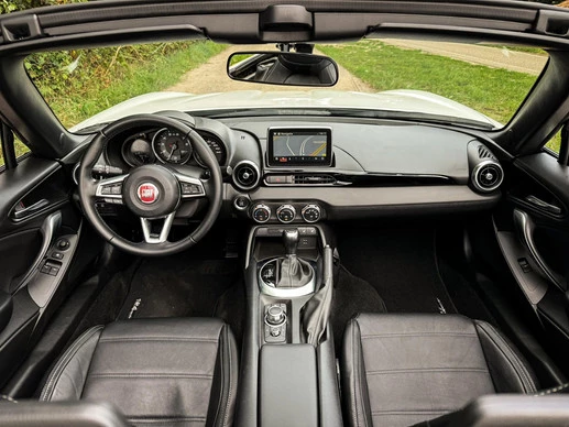 Fiat 124 Spider - Afbeelding 3 van 30