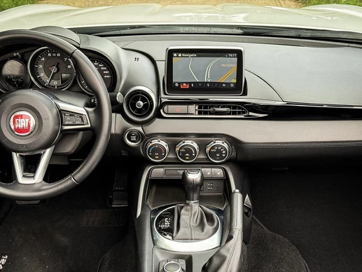 Fiat 124 Spider - Afbeelding 9 van 30