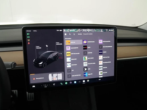 Tesla Model 3 - Afbeelding 15 van 30