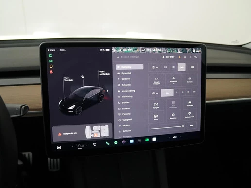 Tesla Model 3 - Afbeelding 20 van 30