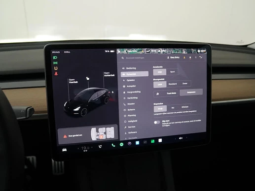 Tesla Model 3 - Afbeelding 21 van 30