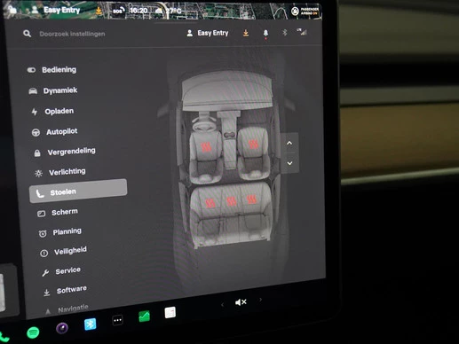 Tesla Model 3 - Afbeelding 25 van 30