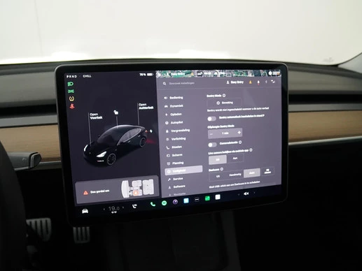 Tesla Model 3 - Afbeelding 26 van 30