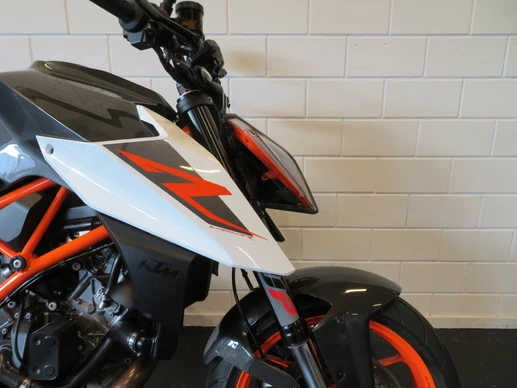 KTM 1290 - Afbeelding 4 van 14