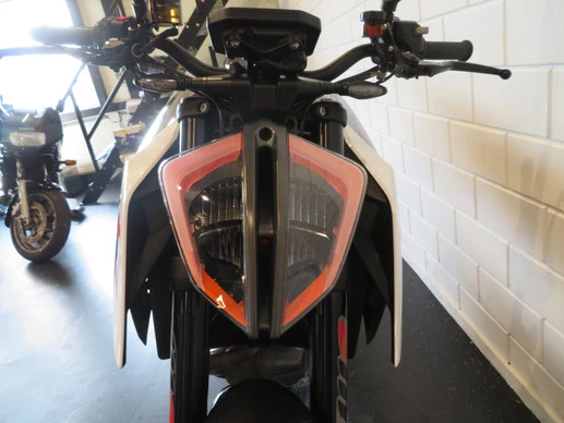 KTM 1290 - Afbeelding 9 van 14