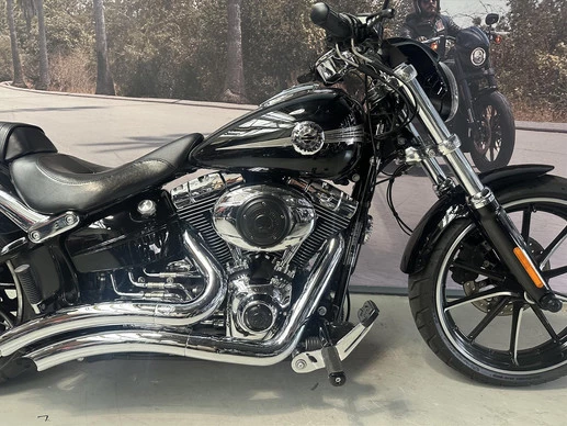 Harley-Davidson Breakout - Afbeelding 6 van 10