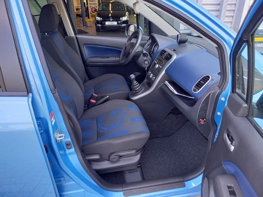 Opel Agila - Afbeelding 12 van 30
