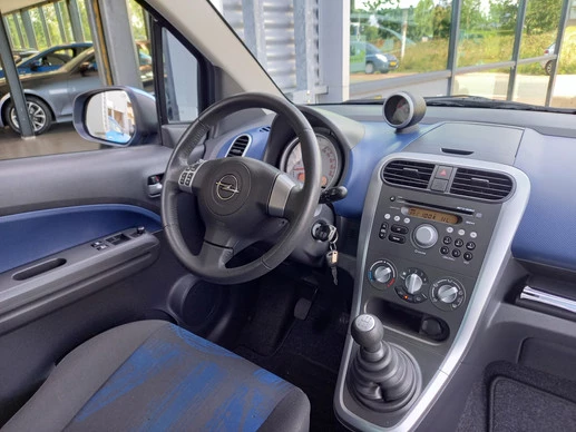 Opel Agila - Afbeelding 16 van 30