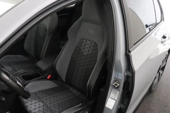 Volkswagen Golf - Afbeelding 10 van 26