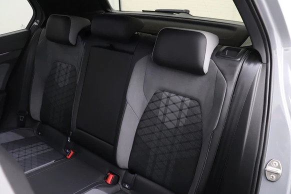 Volkswagen Golf - Afbeelding 12 van 26