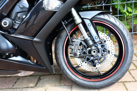Kawasaki Z1000 - Afbeelding 11 van 25