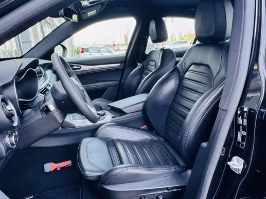 Alfa Romeo Stelvio - Afbeelding 10 van 30