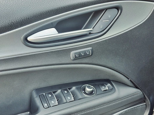 Alfa Romeo Stelvio - Afbeelding 11 van 30