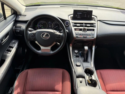 Lexus NX - Afbeelding 18 van 30