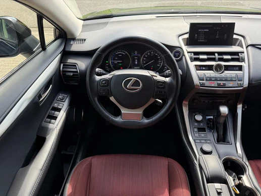Lexus NX - Afbeelding 19 van 30