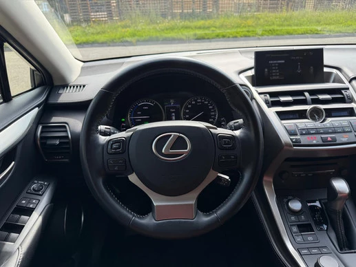 Lexus NX - Afbeelding 20 van 30