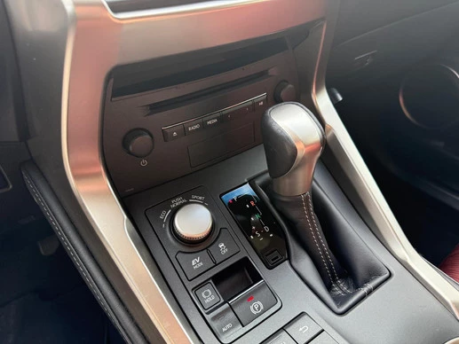 Lexus NX - Afbeelding 25 van 30