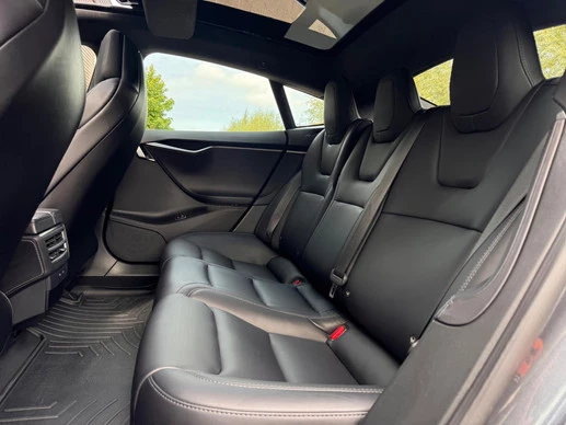 Tesla Model S - Afbeelding 12 van 21