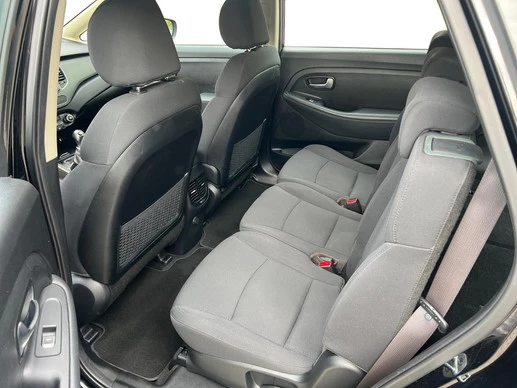Kia Carens - Afbeelding 11 van 30