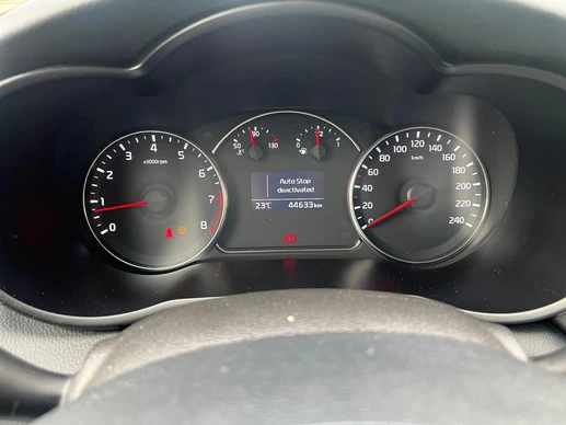 Kia Carens - Afbeelding 18 van 30