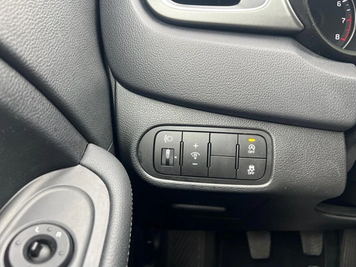 Kia Carens - Afbeelding 21 van 30