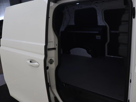 Volkswagen ID. Buzz Cargo - Afbeelding 21 van 30