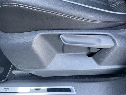 Volkswagen Tiguan - Afbeelding 22 van 30