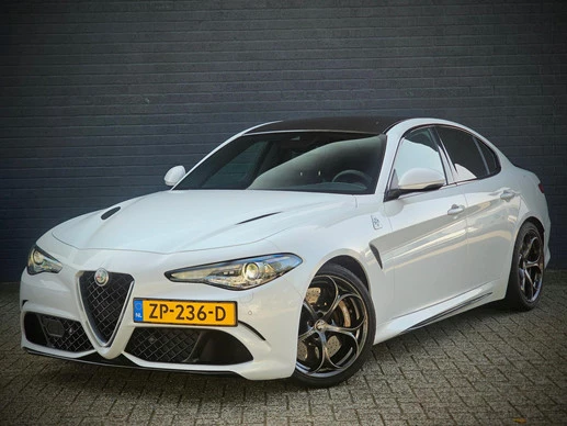Alfa Romeo Giulia - Afbeelding 1 van 12