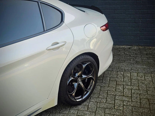 Alfa Romeo Giulia - Afbeelding 6 van 12
