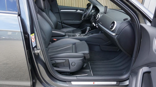 Audi S3 - Afbeelding 13 van 30